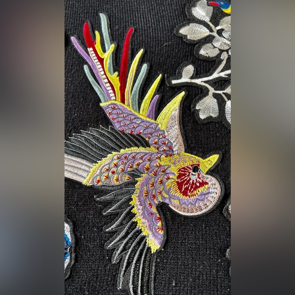 Intricate Embroidered Bird & Flower Sweater - Picture 12 of 13